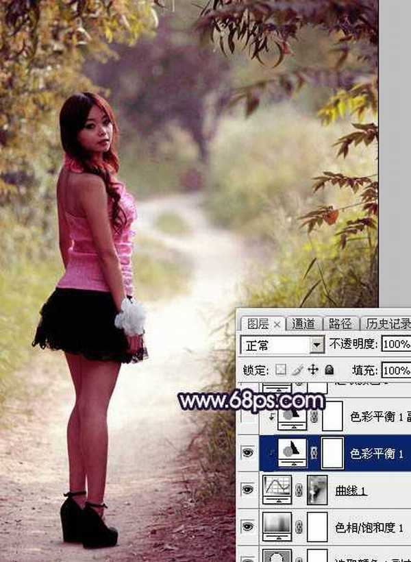 Photoshop调制出暗调秋季蓝紫色树林人物图片